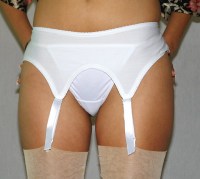t137_leading_lady_garterbelt